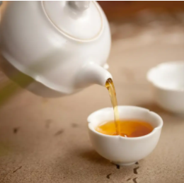 普洱茶的陈化年限对其口感有着显著的影响